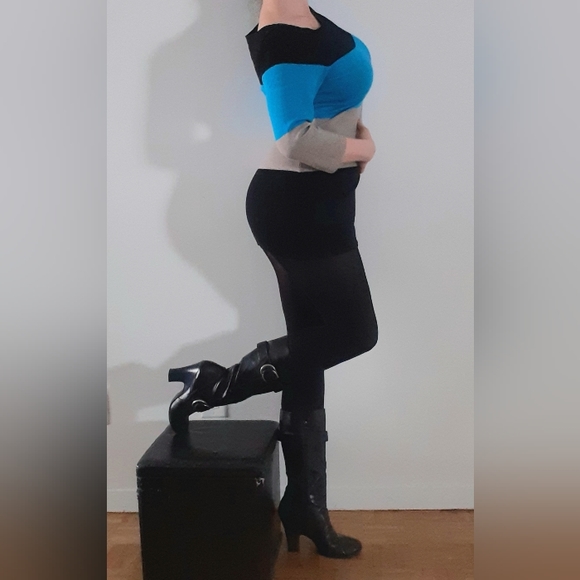 Sweater Dress with Blue, grey, black colour-blocked stripes, fits S-L - Picture 2 of 14